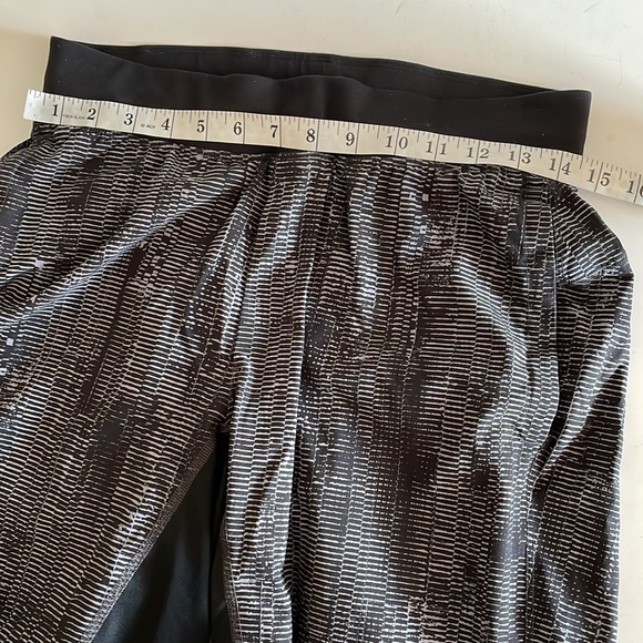 Lululemon Mens The Short Matchstick Asphalpt Grey Lined Active Gym Short sz M - Picture 7 of 10